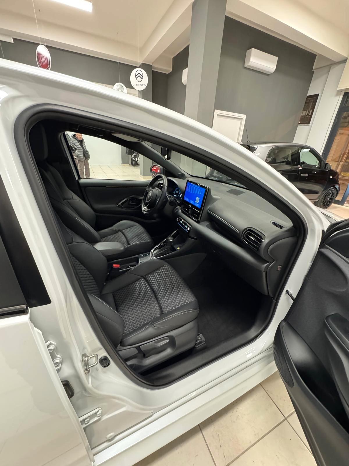 Toyota Yaris 1.5 130 Hybrid 5 porte Lounge