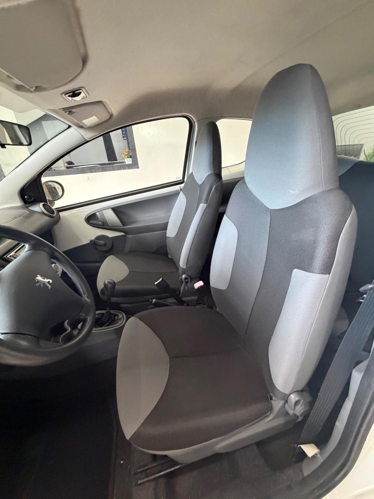 Peugeot 107 1.0 68CV 3p. Sweet Years