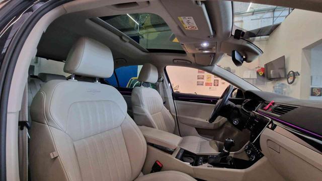 SKODA Superb 2.0 TSI DSG 4x4 Laurin&Klement 24000KM!! 500cv!