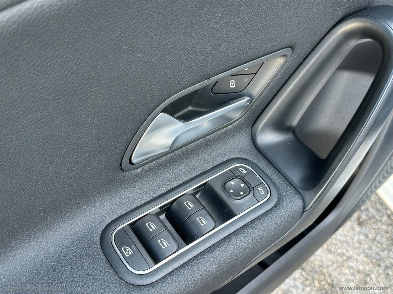 MERCEDES-BENZ A 160 d Business