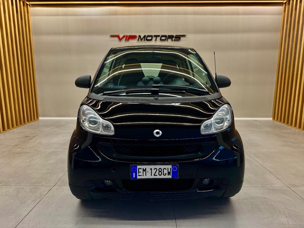 smart forTwo 0.9 52kw neopatentati PULSE SERVOSTERZO mp3 usb