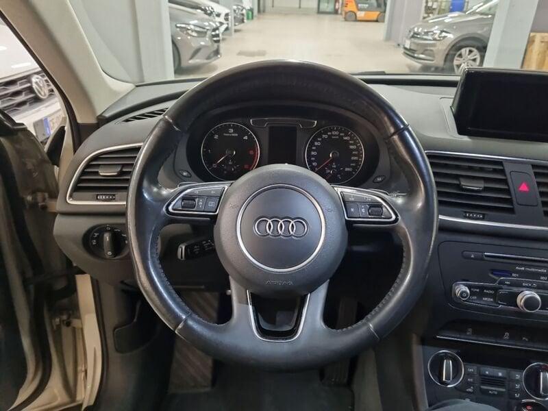Audi Q3 I 2015 2.0 tdi Business 120cv s-tronic