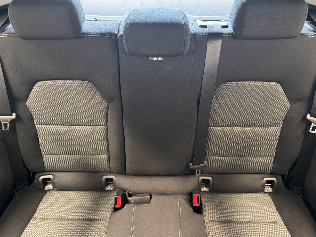 Mercedes-benz GLA 200 allestimento premium