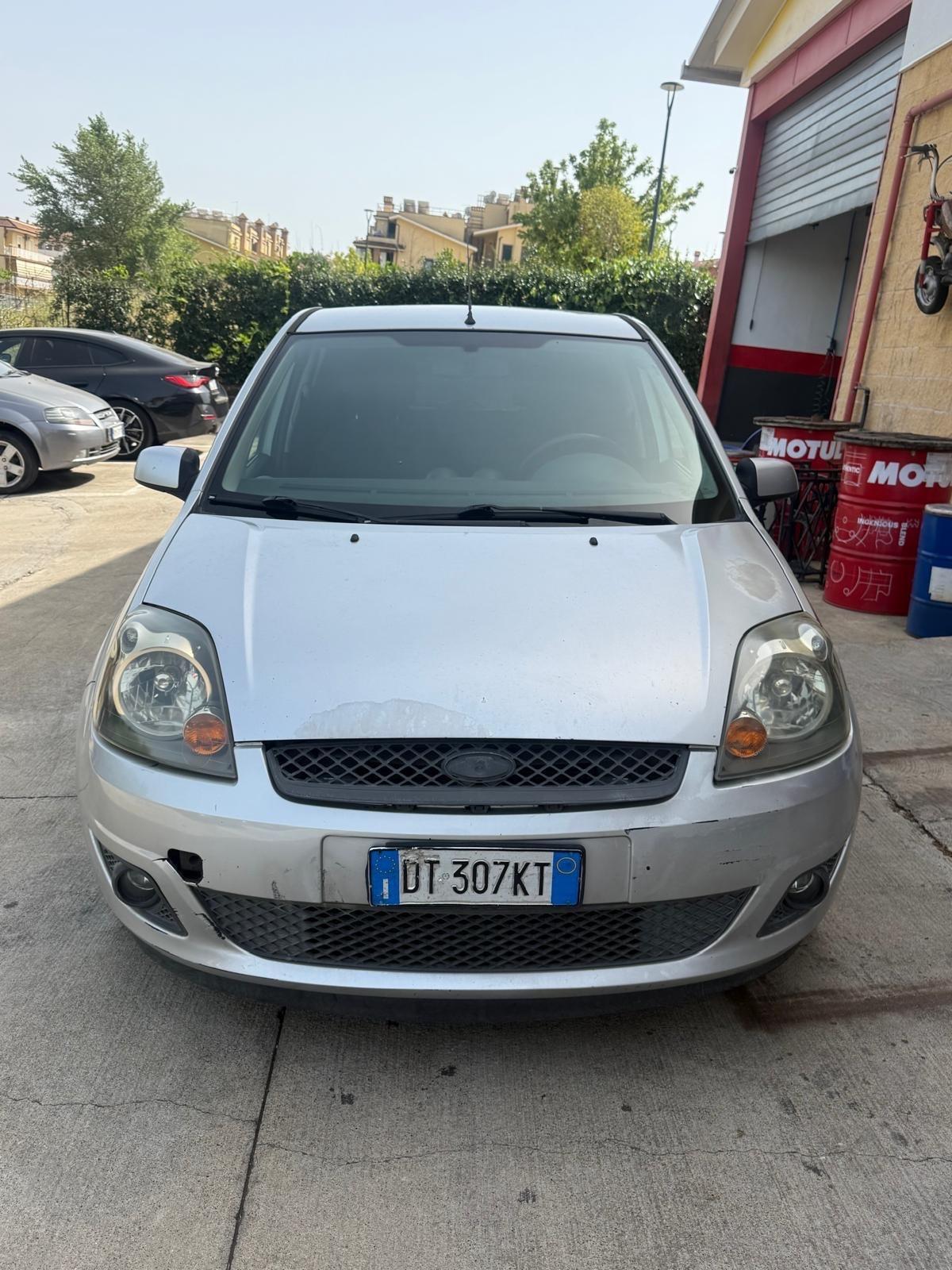 Ford Fiesta 1.4 TDCi 5p. Ghia