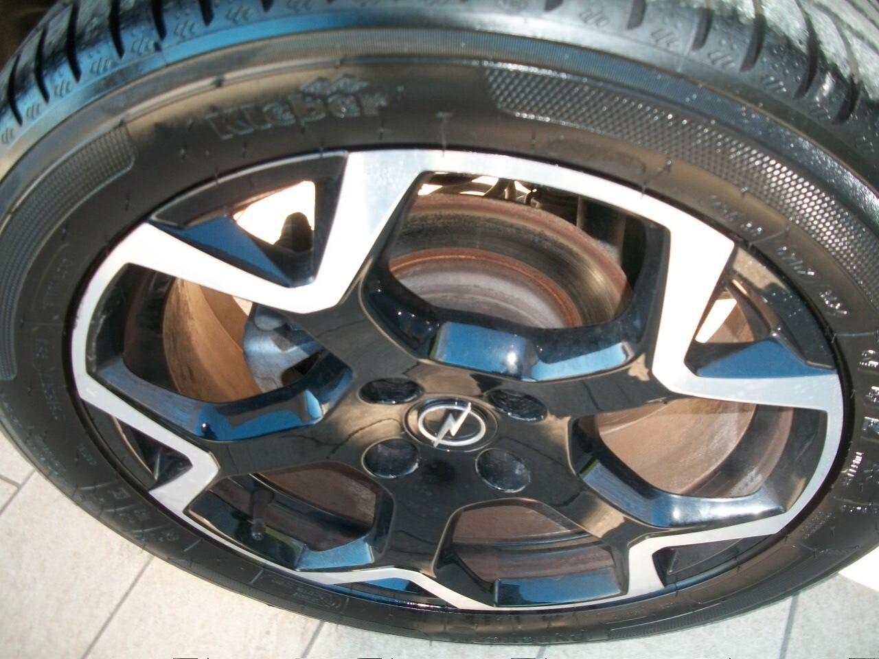 Opel Crossland 1.2 / 12V 110 CV Start&Stop Elegance KM69650 EURO 14990,00 COMPRESO IVA SU FATTURA BI COLORE GARANZIA UN ANNO