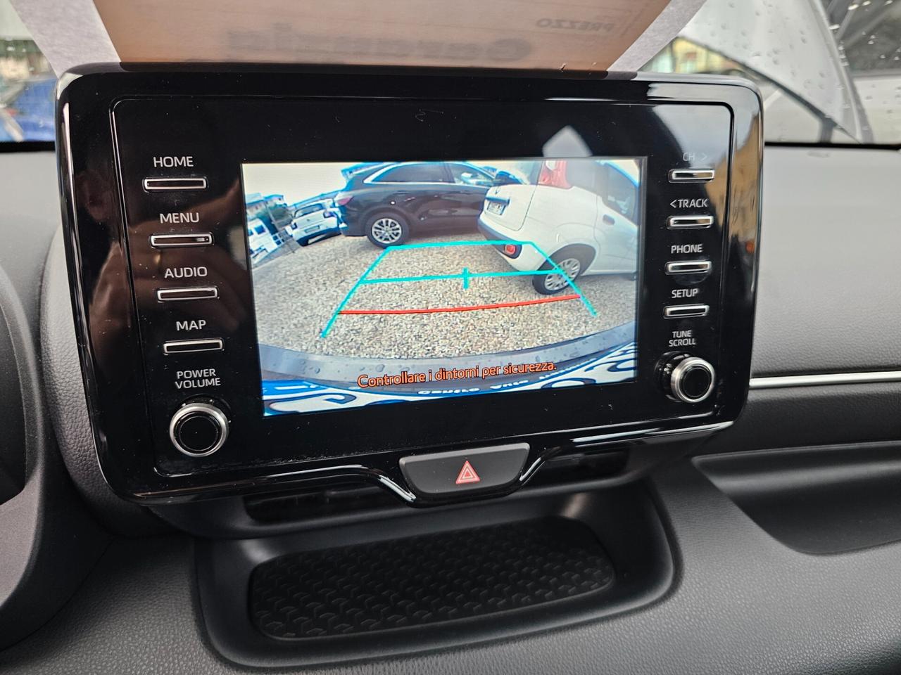 Toyota Yaris 1.5 Hybrid 5 porte Business