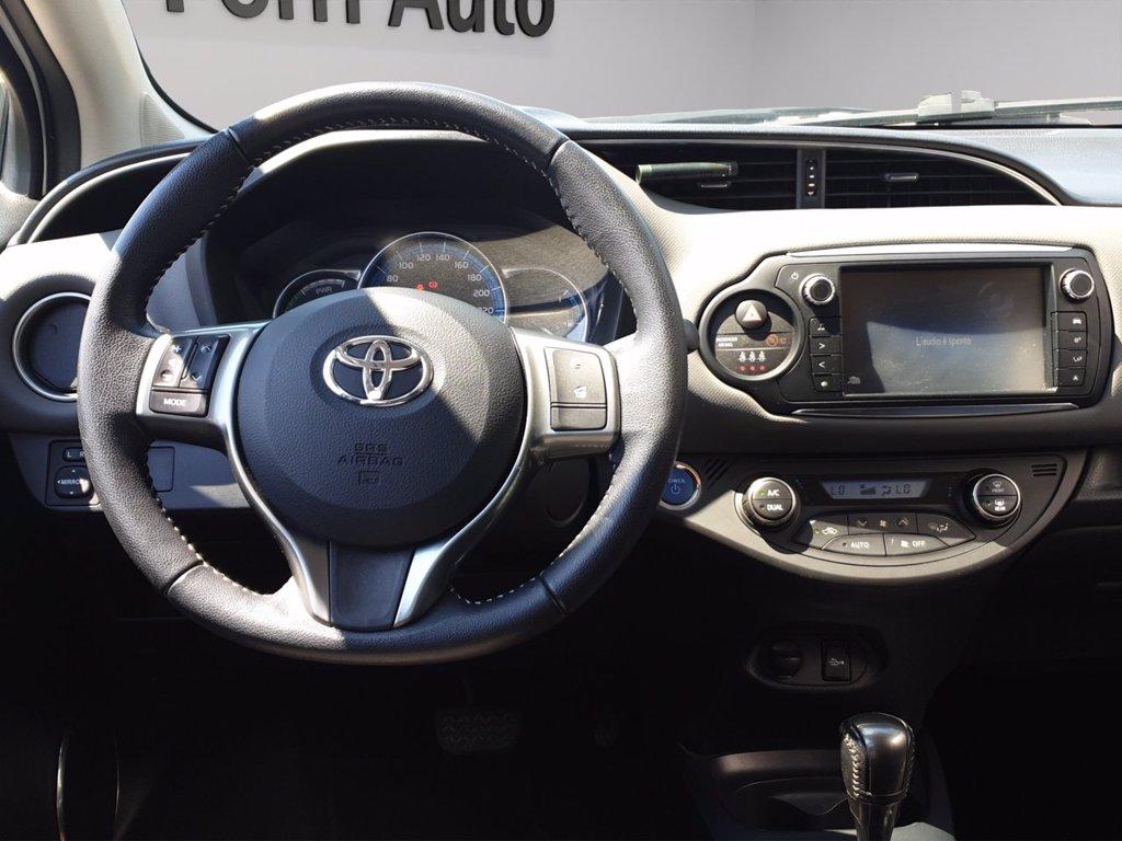 TOYOTA 2015 Benzina Yaris III 5p 1.5h Active del 2015