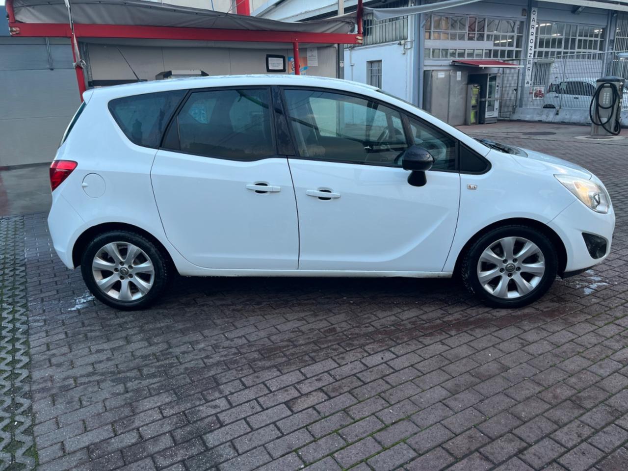 Opel Meriva 1.4 100CV Cosmo