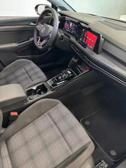Volkswagen Golf GTI 2.0 tsi 245cv dsg~Unipro~Promo~Finanziamento