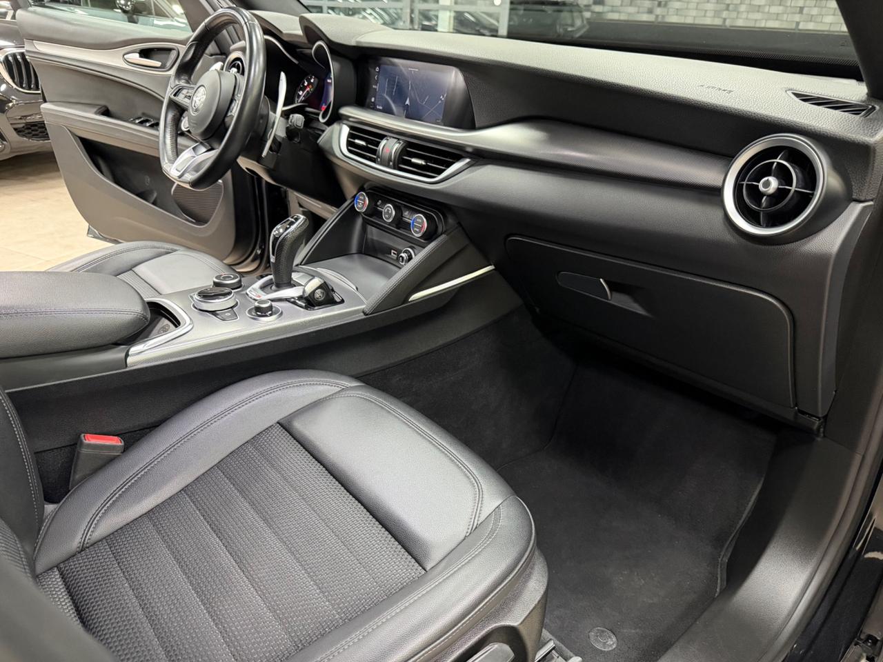 Alfa Romeo Stelvio 2.2 MJT160 CV Sprint 2023