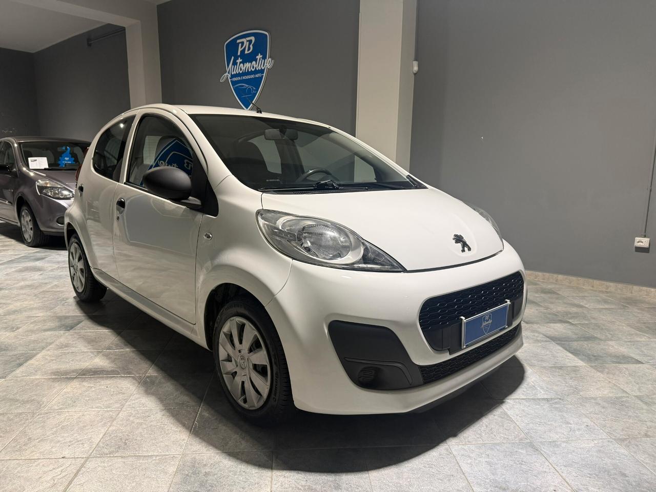 Peugeot 107 1.0 URBAN MOVE 5 PORTE UNICO PROP.