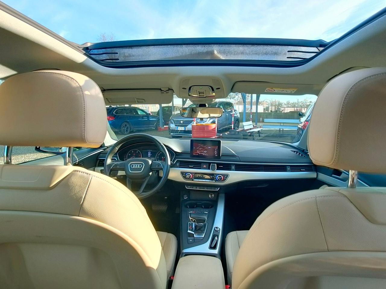 Audi A4 2.0 TDI 122 CV S tronic Sport TETTO PANORAMICO NEOPATENTATI