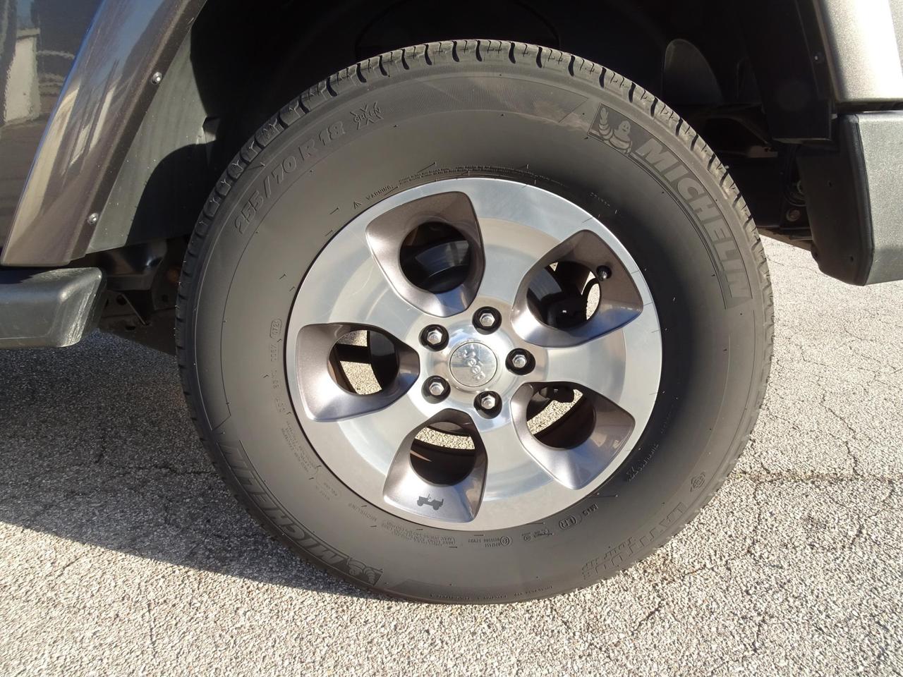 Jeep Wrangler 2.8 CRD DPF Sahara 4x4 automatic