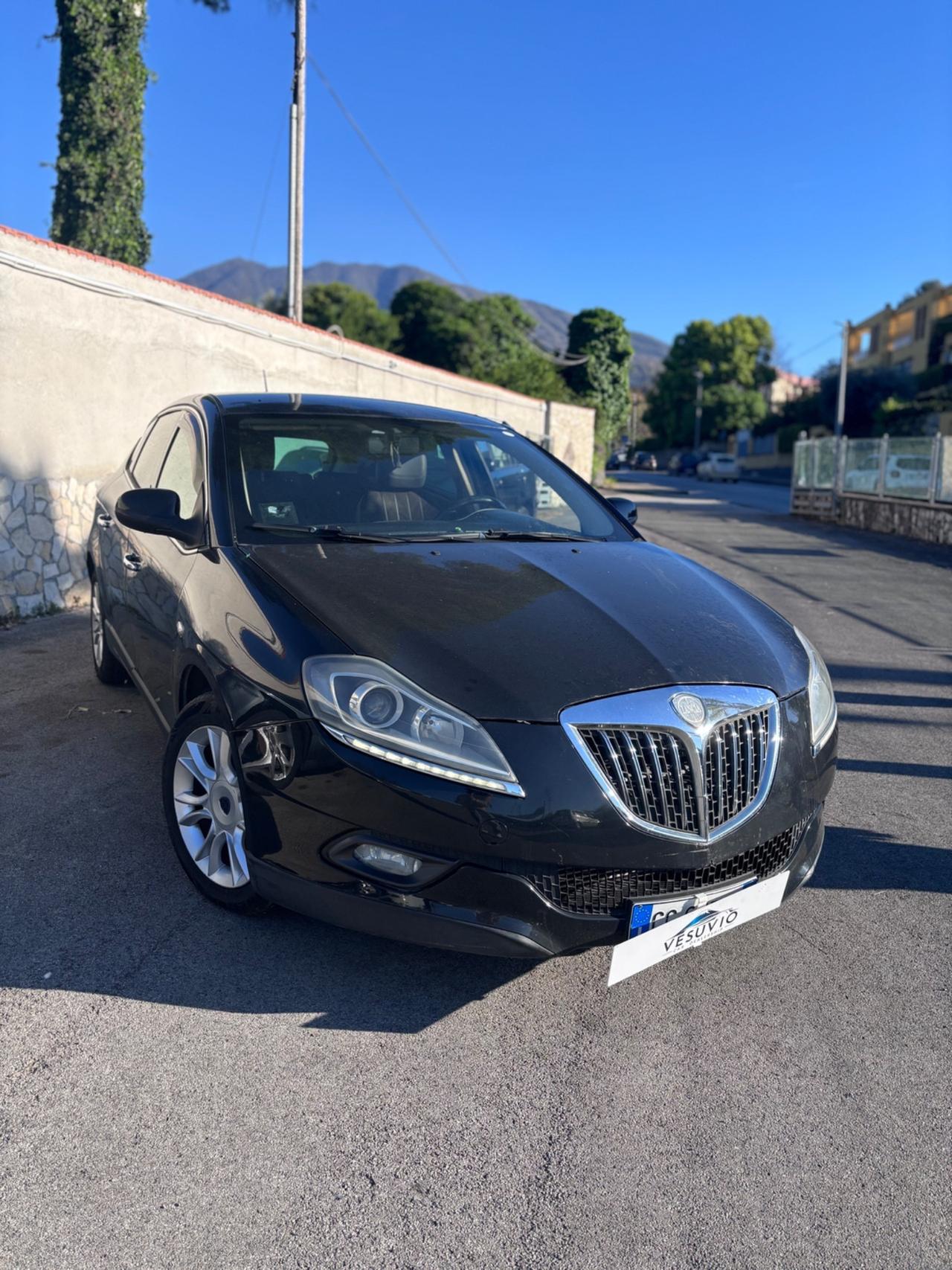 Lancia Delta 1.6 MJT DPF Gold