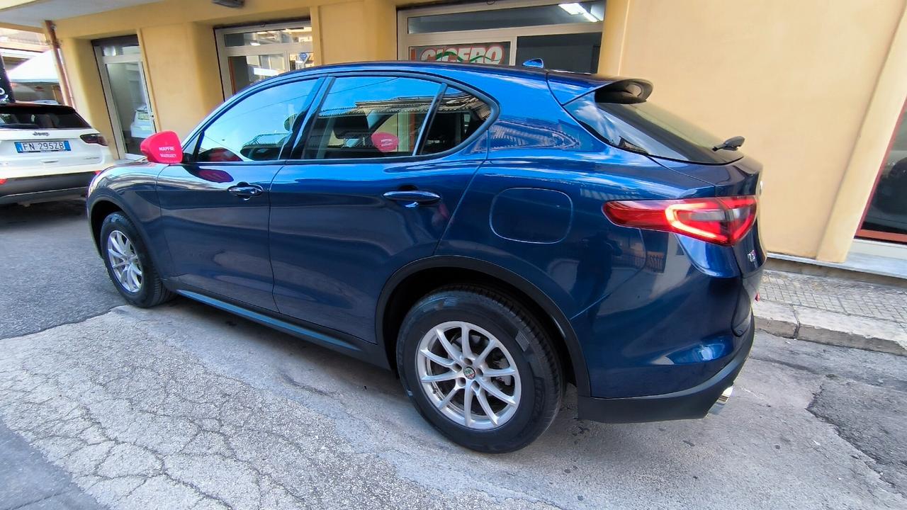 Alfa Romeo Stelvio 2.2 Turbodiesel 180 CV AT8 Q4 Business