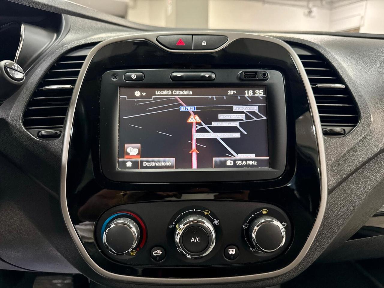 Renault Captur 1.5 dCi 90cv EDC Intens 2017