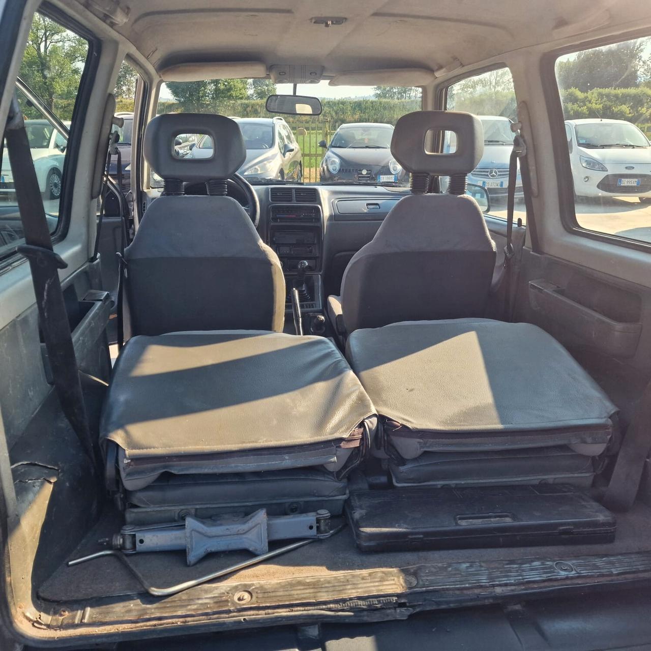 Suzuki Vitara 2.0 HDI 3 porte JLX MOTORE CON 150 MILA KM GANCIO DI TRAINO E CARRELLO