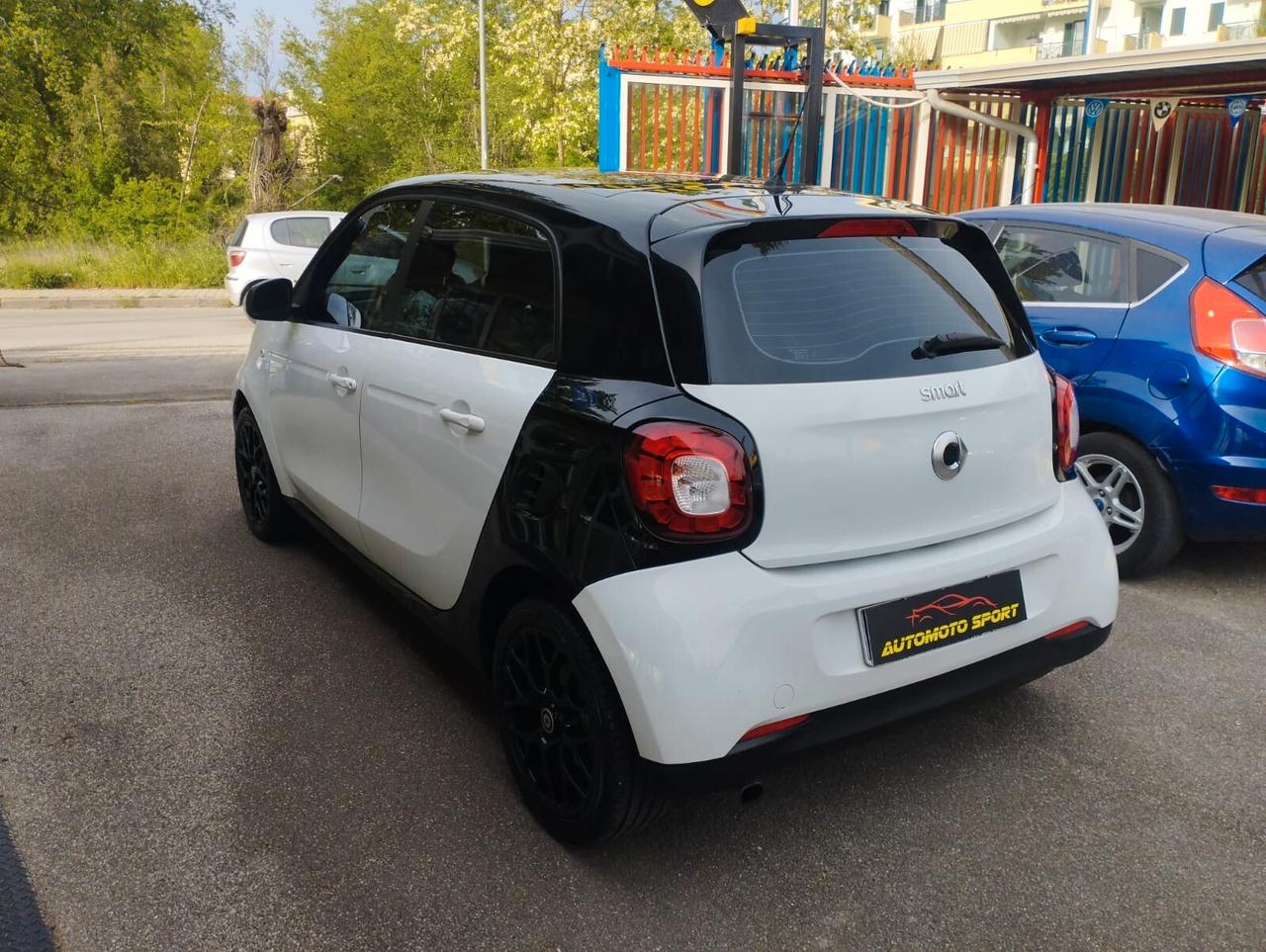 Smart ForFour 60 1.0 Black Passion