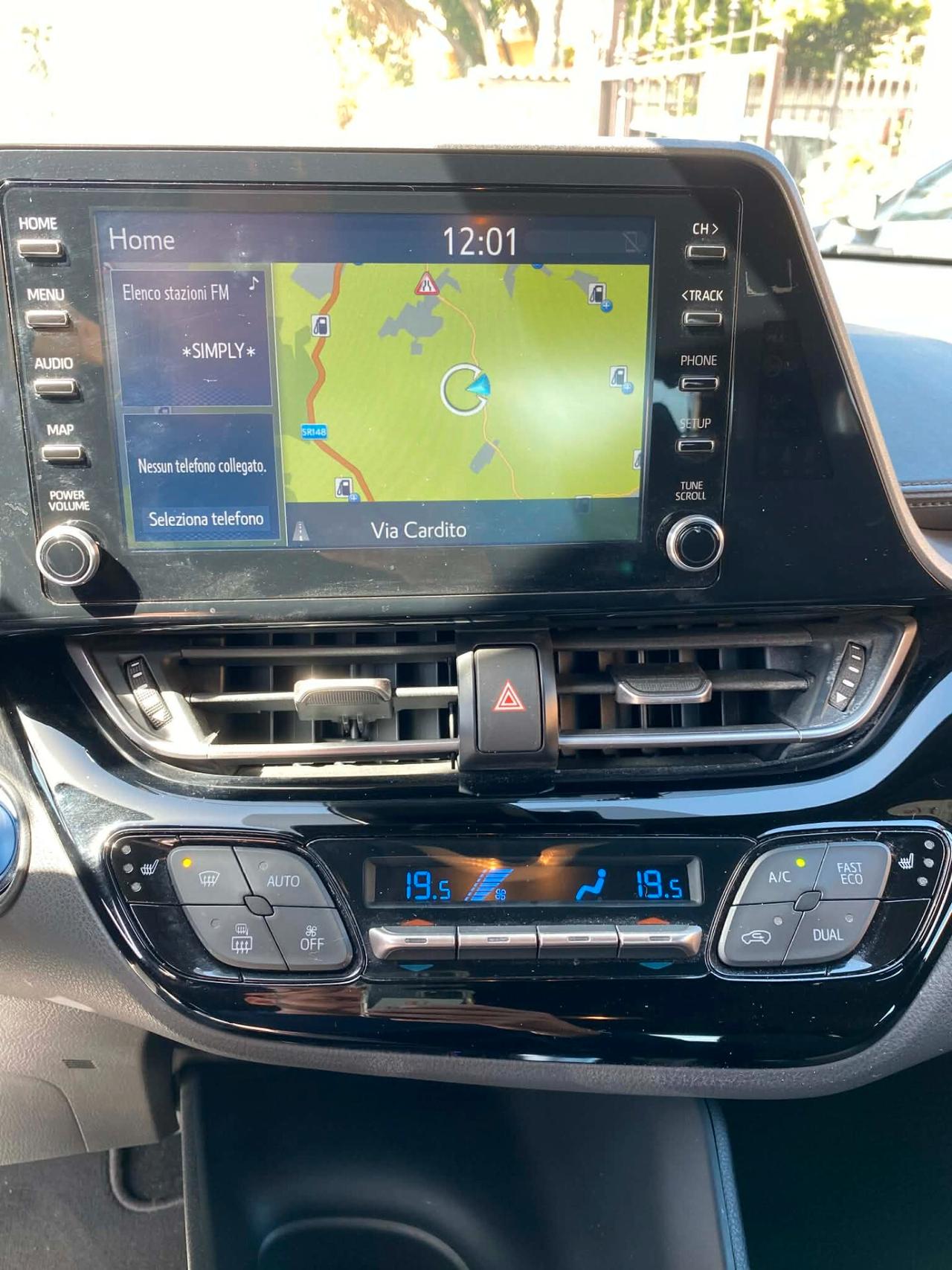 Toyota C-HR 1.8 Benz/Ibrida OK Neopatentato