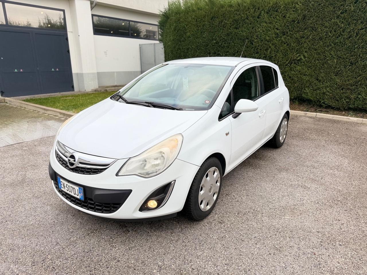 Opel Corsa 1.3 CDTI 2012 NEOPATENTATI 5porte