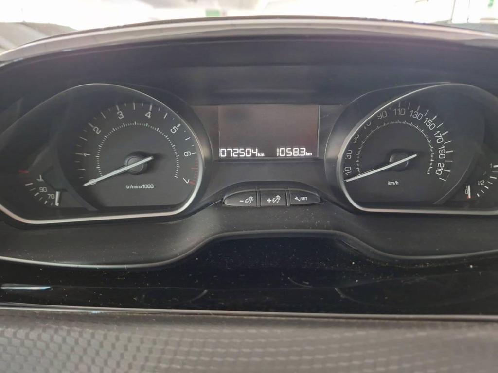 Peugeot 2008 1.2 PureTech Allure