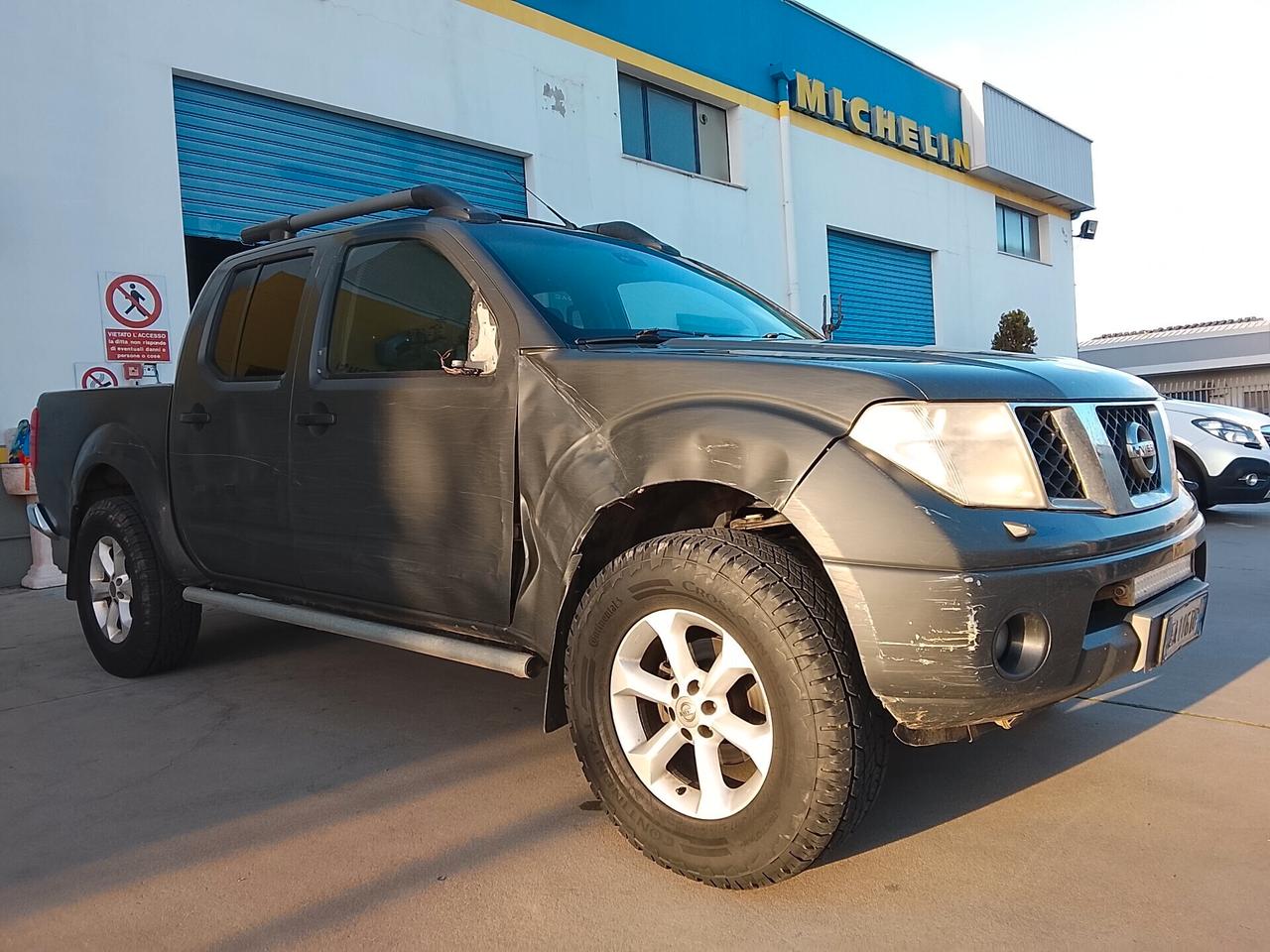 NISSAN Navara Doppia Cabina 2.500 dCi 171cv 4WD