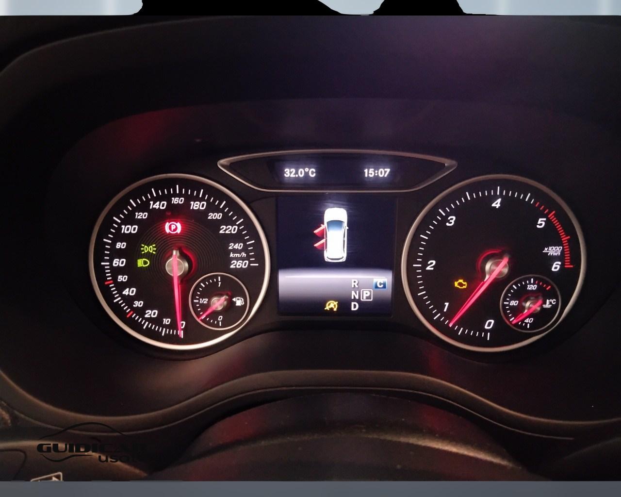 Mercedes-Benz Classe B - T246 - B 200 d (cdi) Sport auto