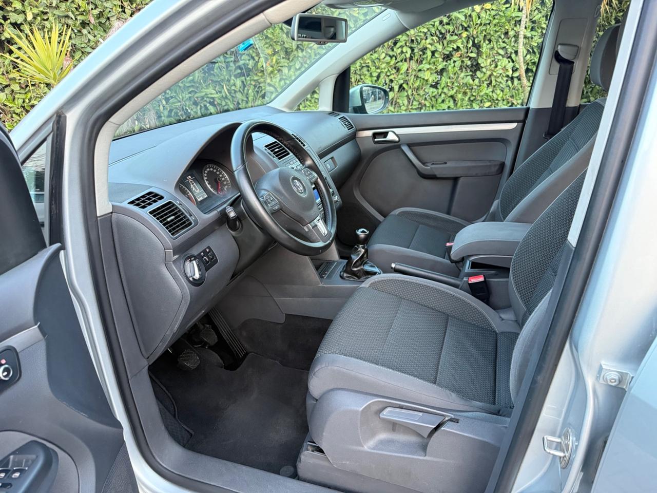 Volkswagen Touran 1.6 TDI 105CV 7 POSTI EURO 5