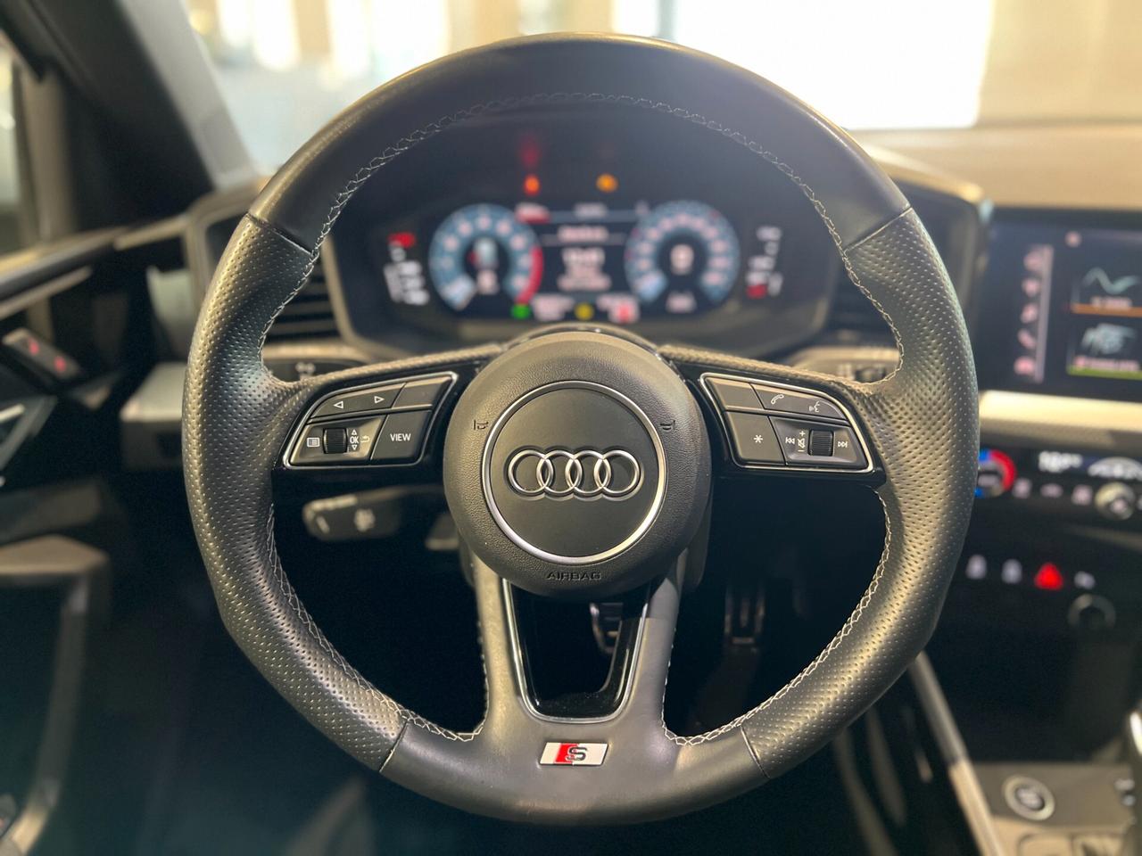 Audi A1 citycarver 30 TFSI S tronic S line