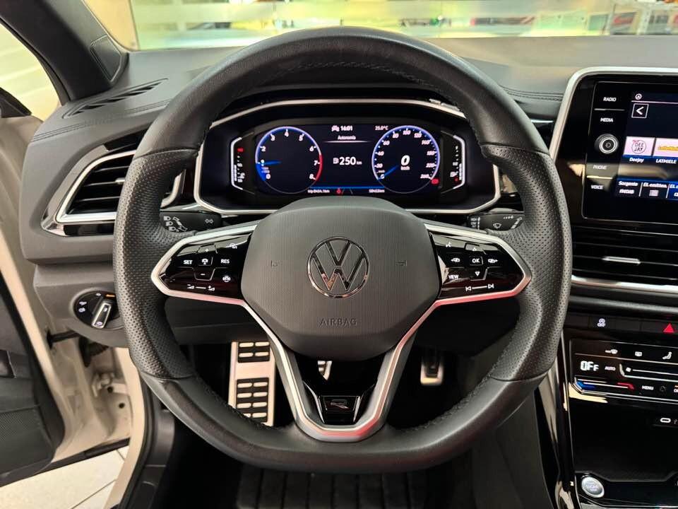 Volkswagen T-Roc 1.0 TSI R-Line 2023