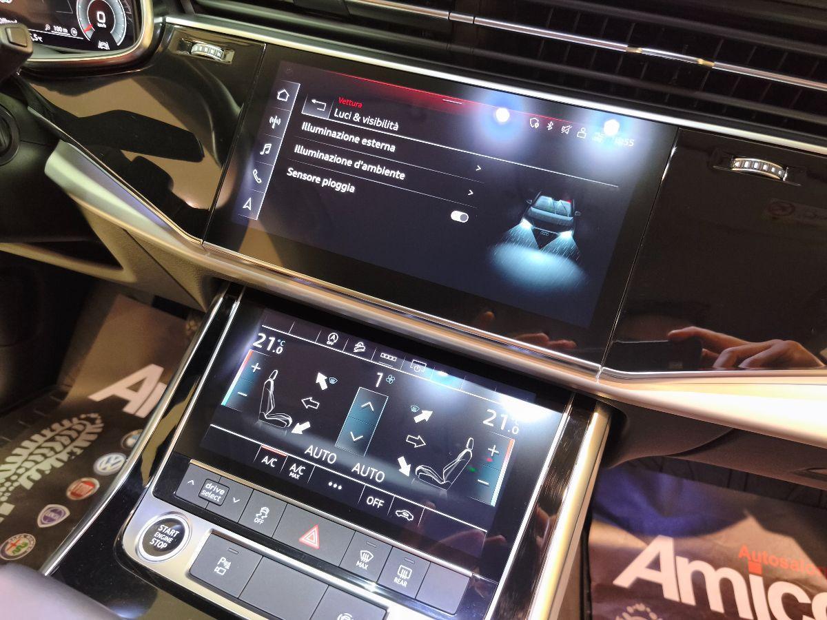 AUDI Q8 50 TDI 286 CV quattro S-LINE
