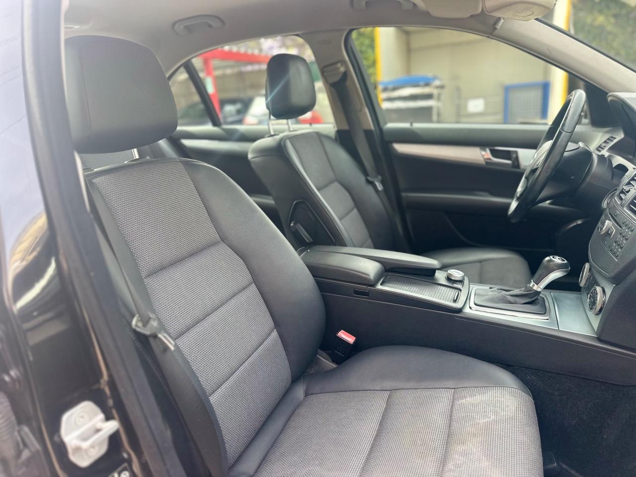 Mercedes-benz C 220 CDI BlueEFFICIENCY Elegance