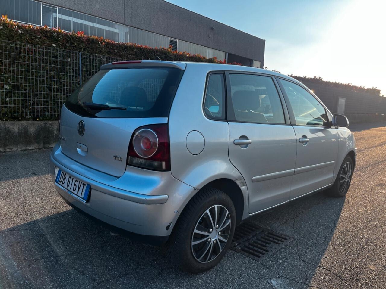 Volkswagen Polo 1.4/69CV TDI 5p. Sportline