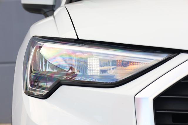 AUDI Q3 35 TFSI S tronic Business Advanced