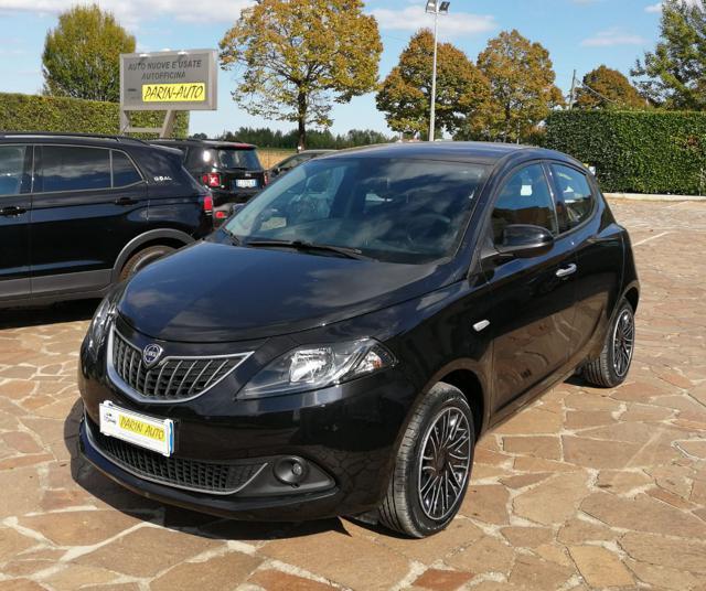 LANCIA Ypsilon 1.0 FireFly 5 porte S&S Hybrid Silver