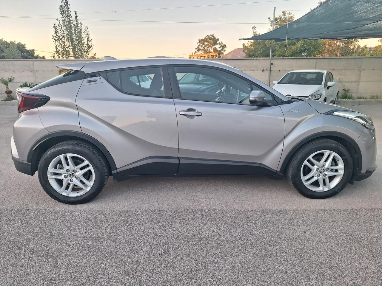 Toyota C-HR 1.8 Hybrid E-CVT Business NAV+RETROCAM 2020