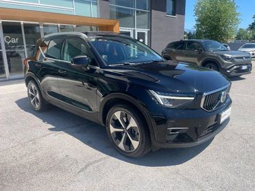 VOLVO - XC40 - B4 AWD Geartronic Ultimate Bright