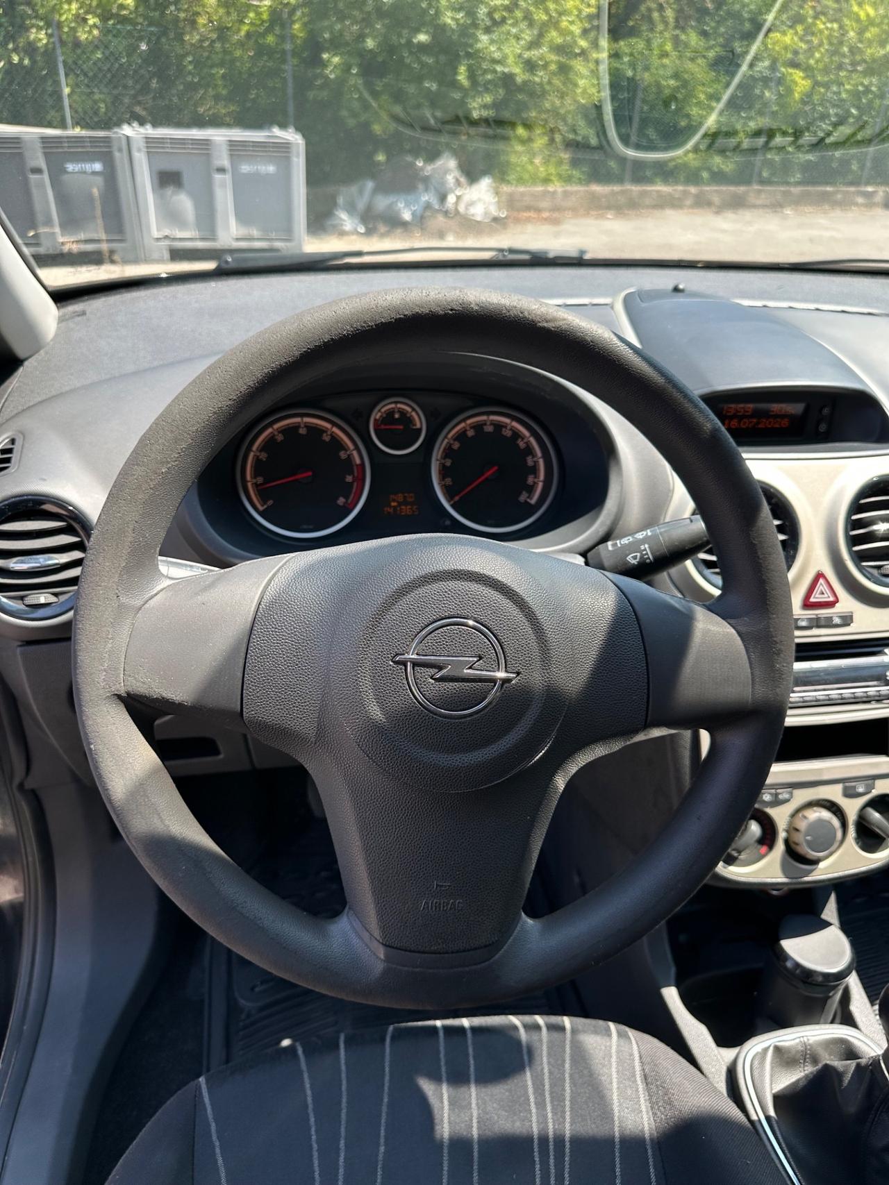Opel Corsa 1.2 5 porte Cosmo