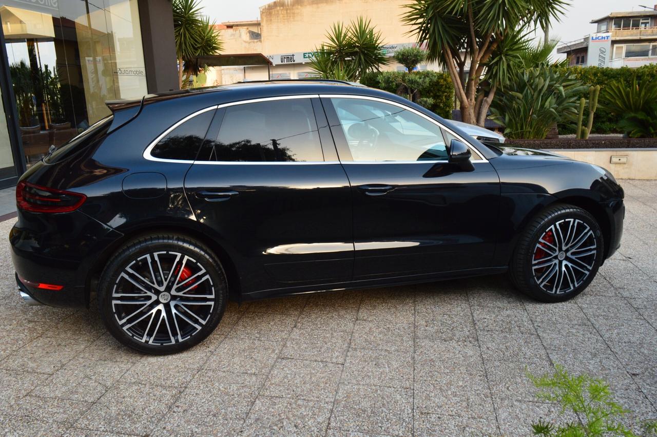 Porsche Macan 3.6 Turbo