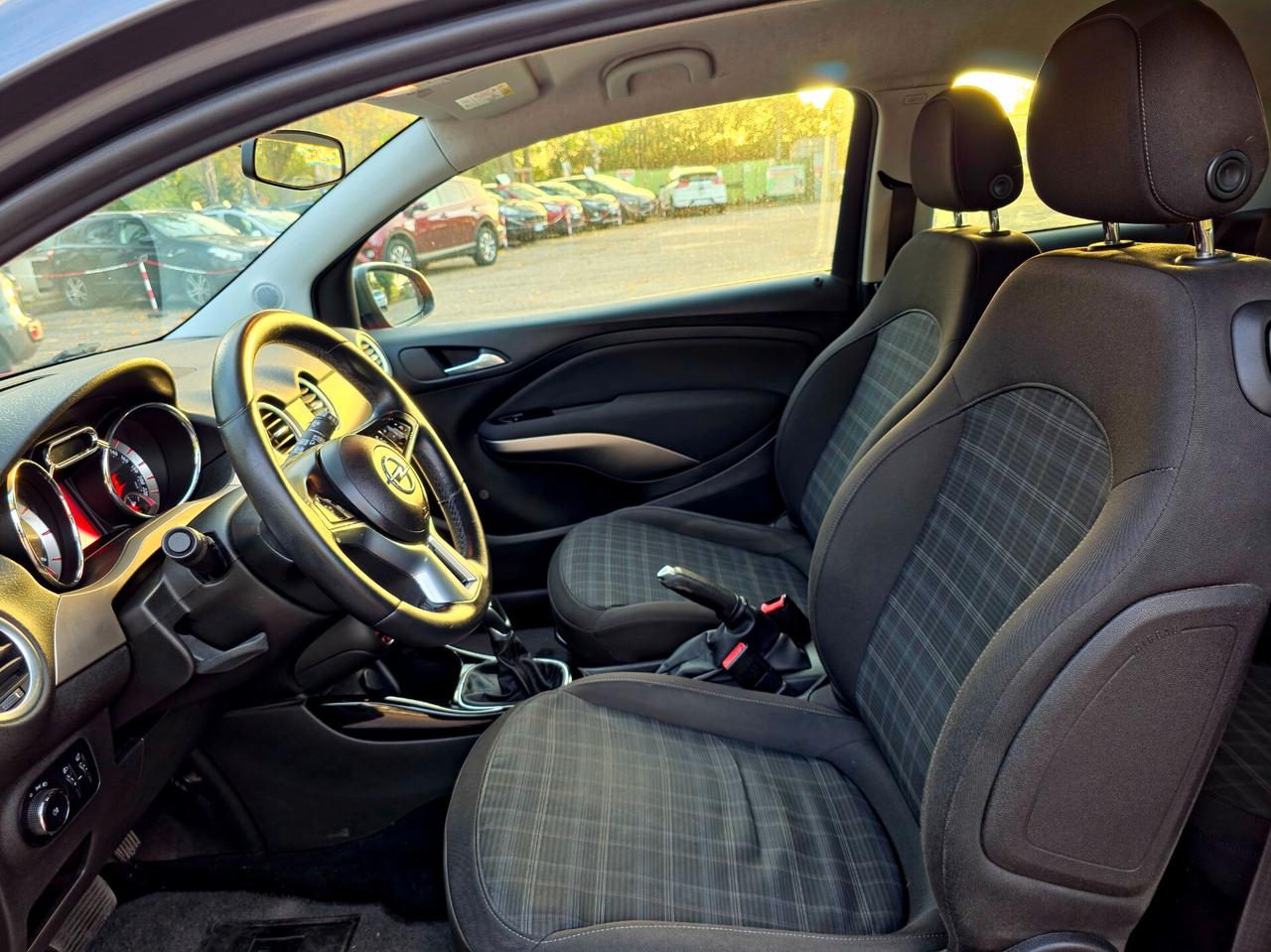 Opel Adam 1.4 87 CV Start&Stop Glam 2015-E6 Automatico NEO