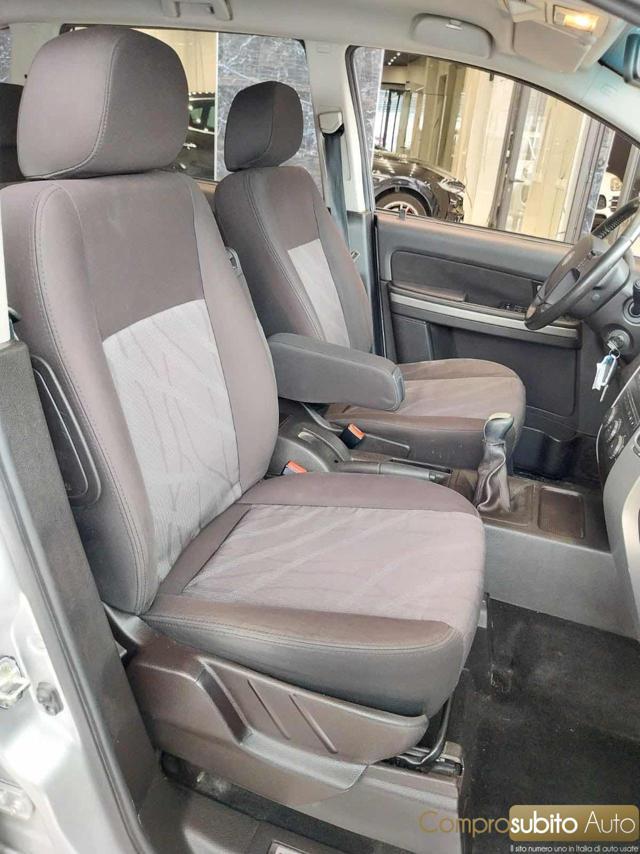 TATA Aria 7 posti