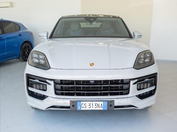Porsche Cayenne Coupé 4.0 V8 S 2024 Grigio Gesso