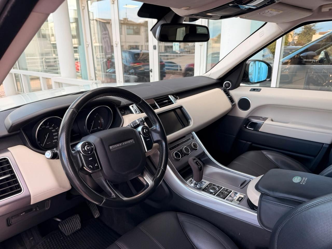 Land Rover Range Sport 3.0 TDV6 HSE