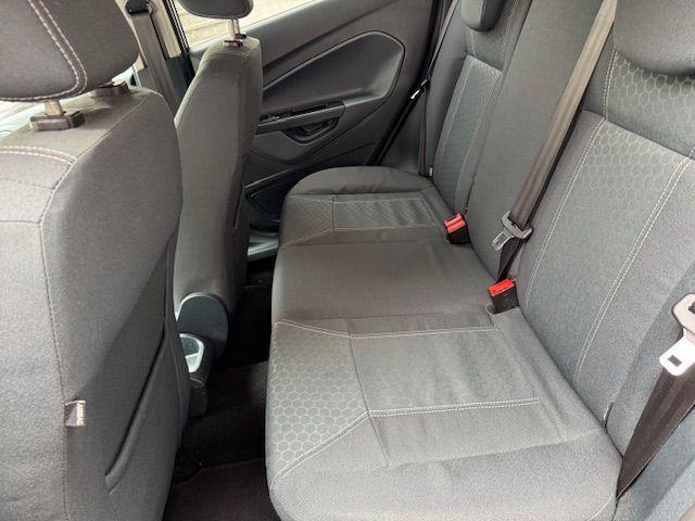 FORD Fiesta 1.4 TDCi 68CV 5 porte Titanium