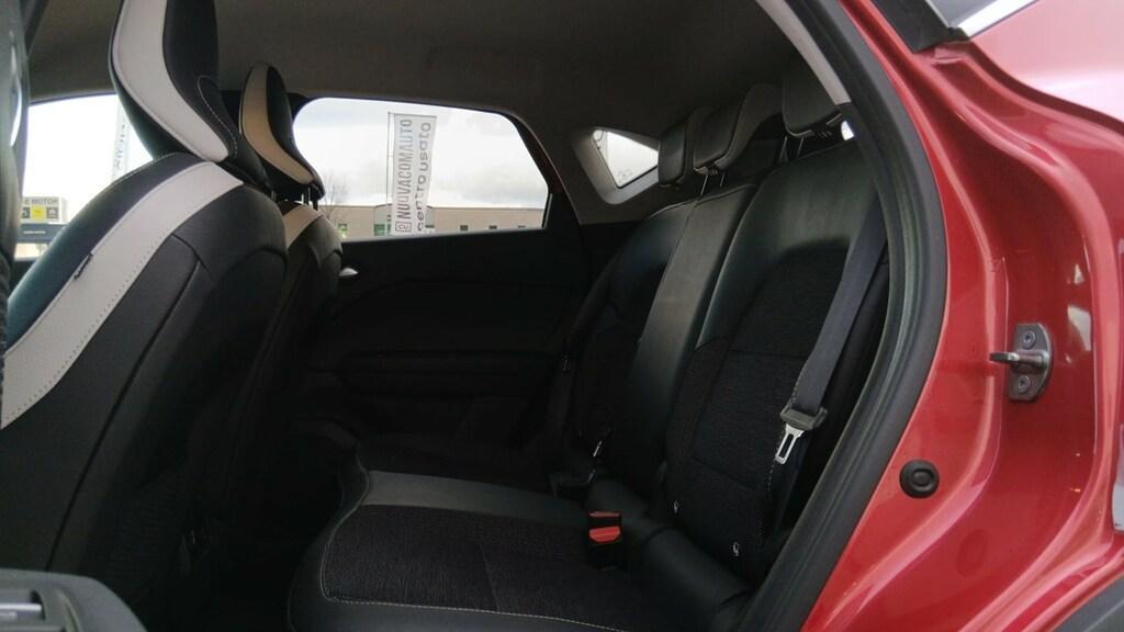 Renault Captur 1.6 Hybrid Intens E-Tech Auto
