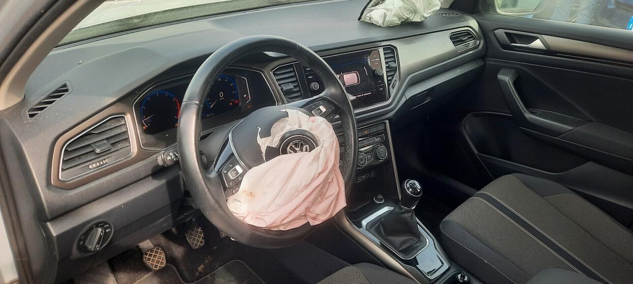 Volkswagen T-Roc cc15 150cv benzina anno 2018