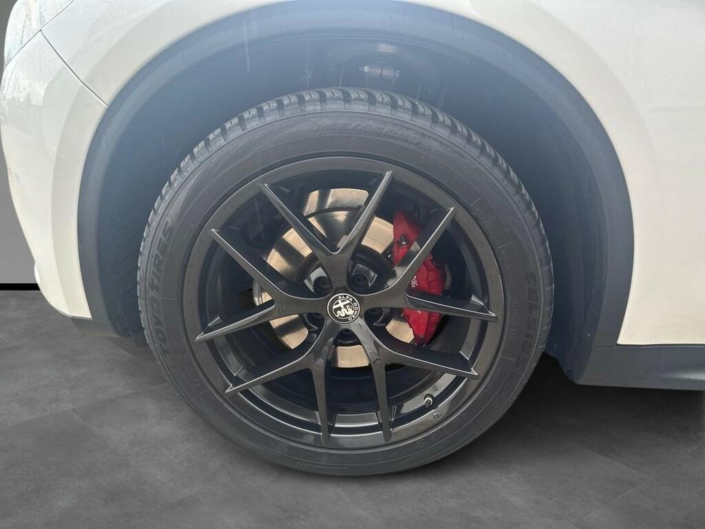 Alfa Romeo Stelvio 2.2 Turbo B-Tech Q4 Auto