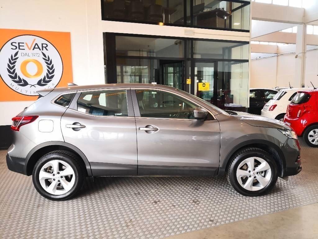 Nissan Qashqai 1.3 DIG-T 140 CV Business