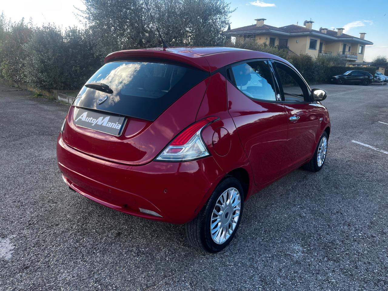 Lancia Ypsilon 1.2 69 CV 5 porte GPL Ecochic Silver