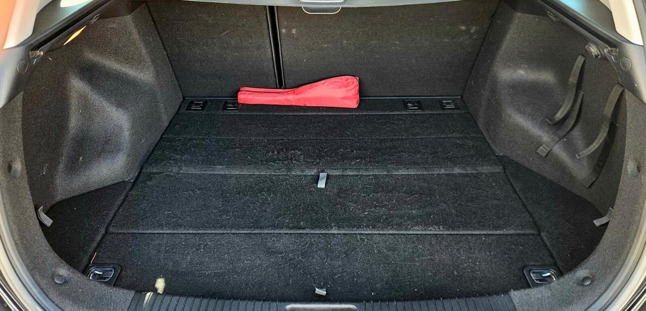 Kia Ceed 1.6 136CV Business Class